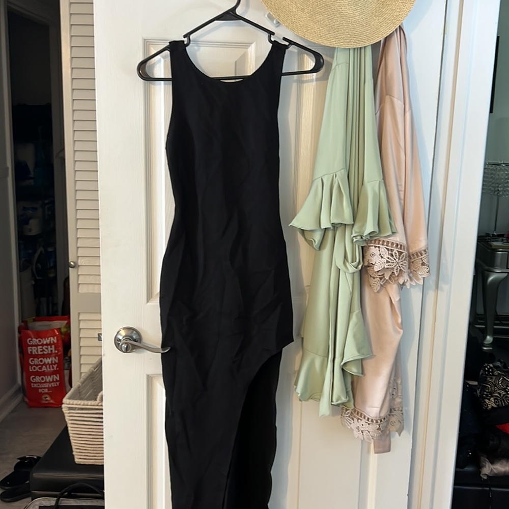 Brand new with tags forever 21 black dress